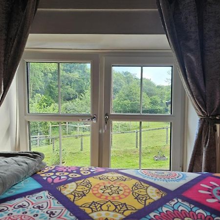The Cottage Govilon Extérieur photo